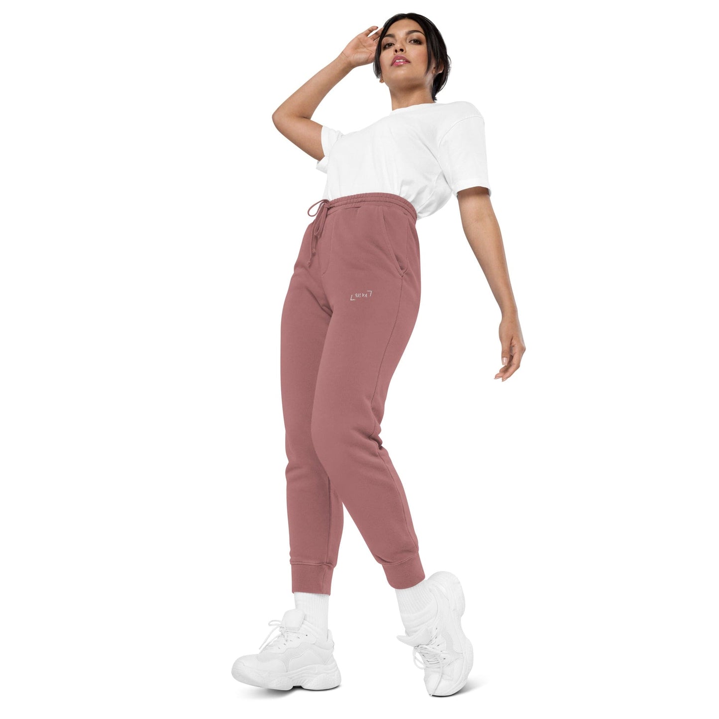 Woman pigment-dyed sweatpants