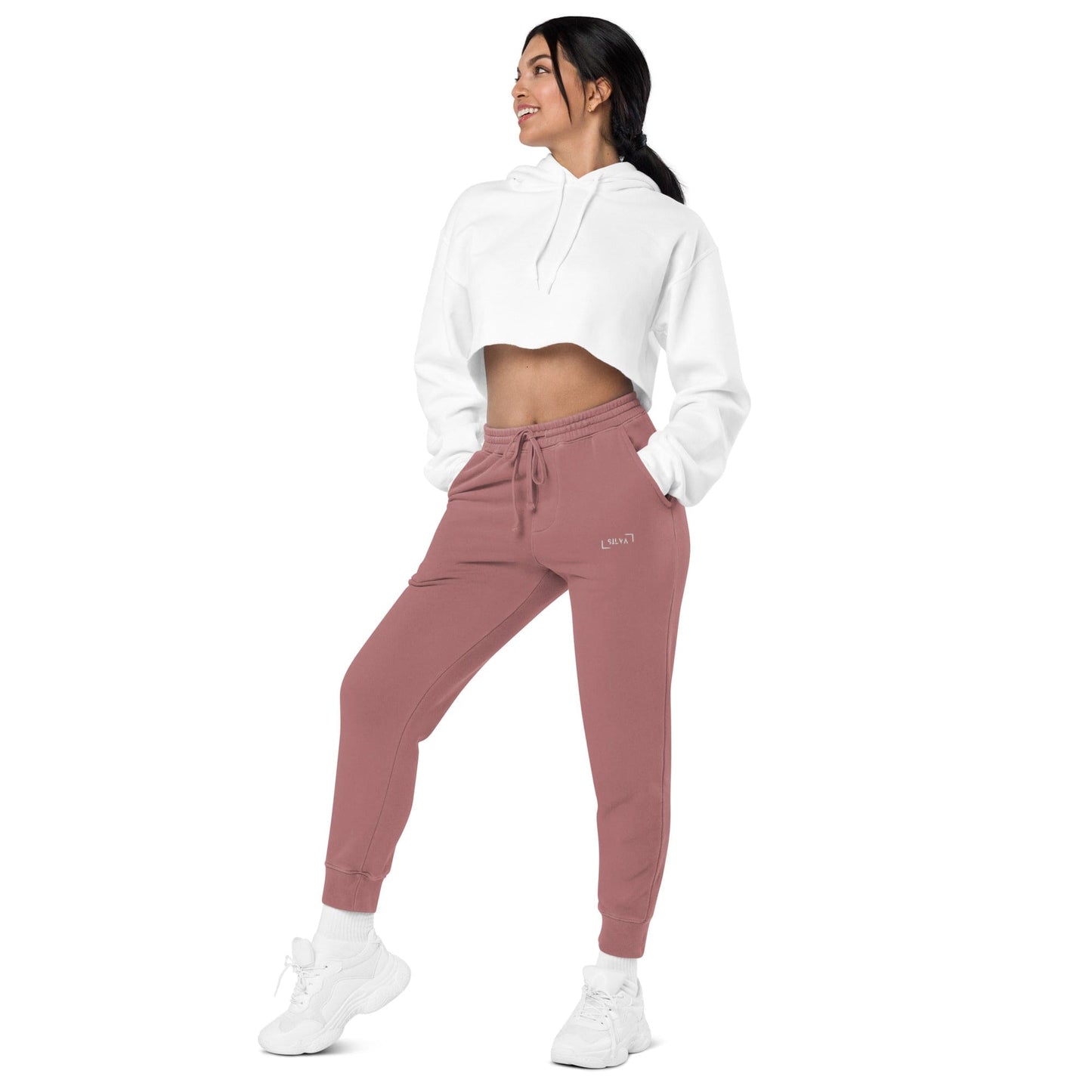 Woman pigment-dyed sweatpants