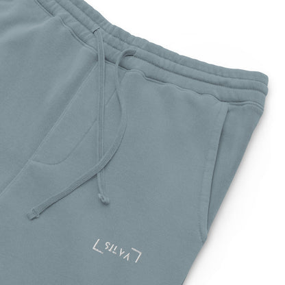 Woman pigment-dyed sweatpants
